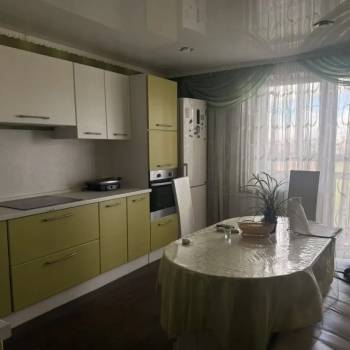 Сдается Многокомнатная квартира, 98 м²