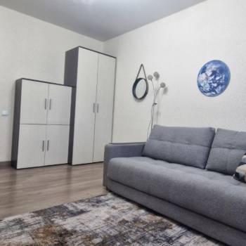Сдается 1-комнатная квартира, 38 м²