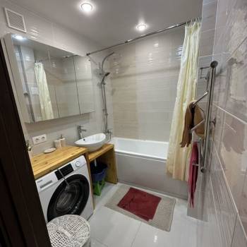 Сдается 2-х комнатная квартира, 65,4 м²