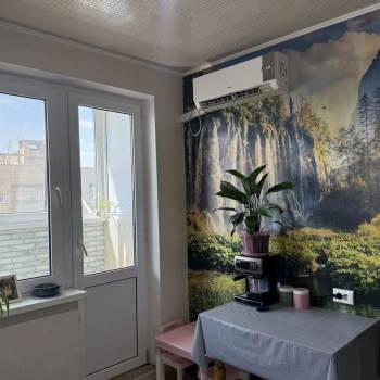 Продается 1-комнатная квартира, 33 м²