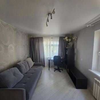 Продается 1-комнатная квартира, 30 м²