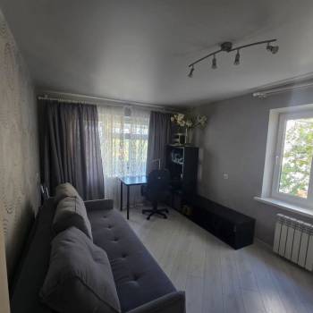 Продается 1-комнатная квартира, 30 м²