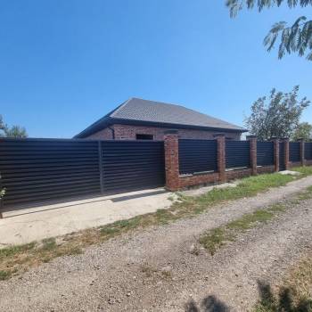 Продается Дом, 180 м²