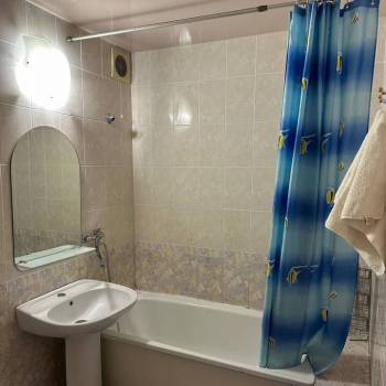 Сдается 2-х комнатная квартира, 68 м²