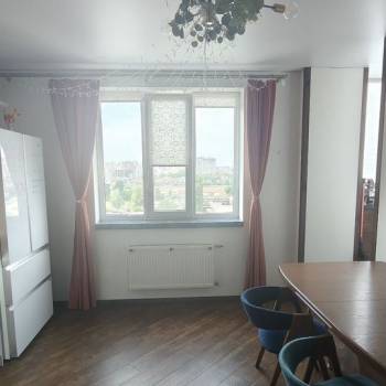 Продается 2-х комнатная квартира, 88 м²