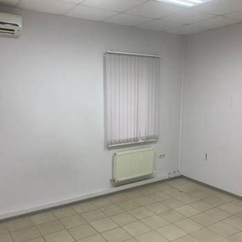 Сдается Нежилое помещение, 120 м²
