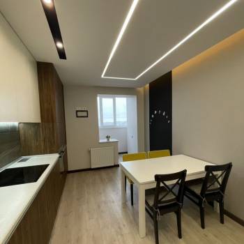 Продается 2-х комнатная квартира, 71,8 м²