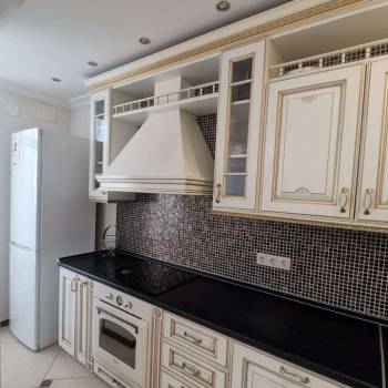 Сдается Многокомнатная квартира, 80 м²