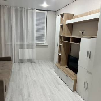 Сдается 2-х комнатная квартира, 70 м²