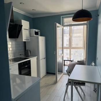 Продается 1-комнатная квартира, 40 м²