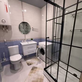 Сдается 1-комнатная квартира, 60 м²