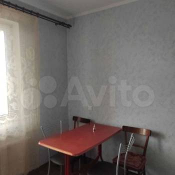 Сдается 1-комнатная квартира, 49 м²