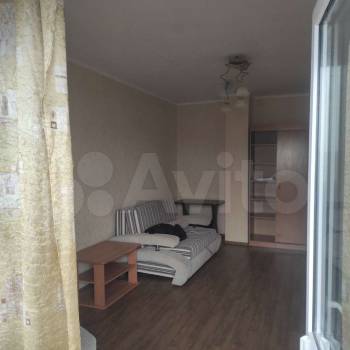 Сдается 1-комнатная квартира, 49 м²