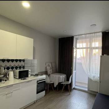 Сдается 1-комнатная квартира, 40 м²