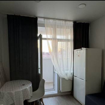 Сдается 1-комнатная квартира, 40 м²