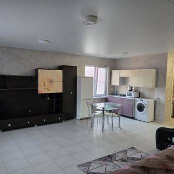 Сдается 1-комнатная квартира, 46 м²