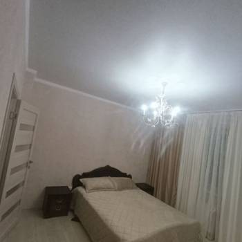 Сдается 2-х комнатная квартира, 79 м²