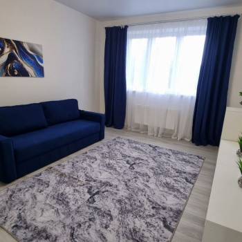 Сдается 1-комнатная квартира, 42 м²