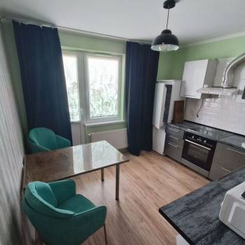 Сдается 1-комнатная квартира, 39 м²