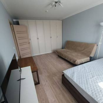 Сдается 1-комнатная квартира, 39 м²