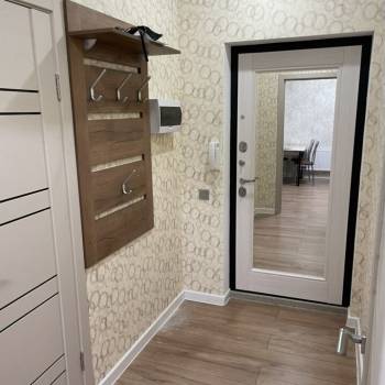Сдается 1-комнатная квартира, 46 м²