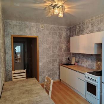Сдается 1-комнатная квартира, 40 м²