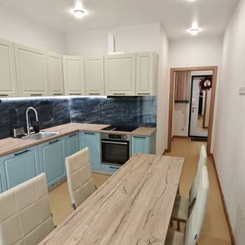 Сдается 1-комнатная квартира, 43 м²