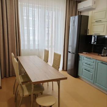 Сдается 1-комнатная квартира, 43 м²