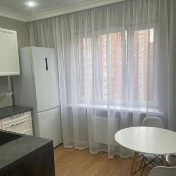 Продается 1-комнатная квартира, 33 м²
