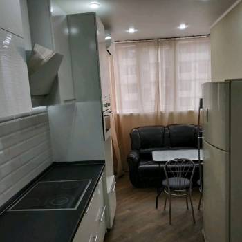 Сдается 1-комнатная квартира, 43 м²