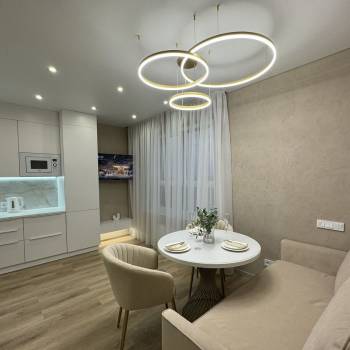 Сдается 1-комнатная квартира, 42 м²