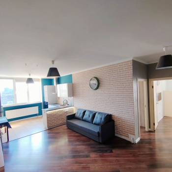 Сдается 2-х комнатная квартира, 75 м²