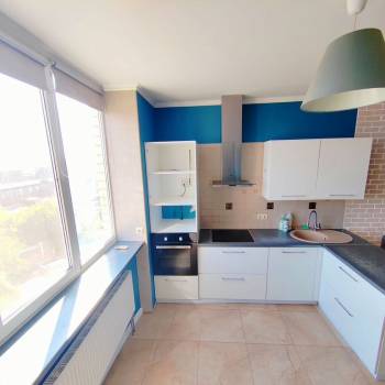 Сдается 2-х комнатная квартира, 75 м²
