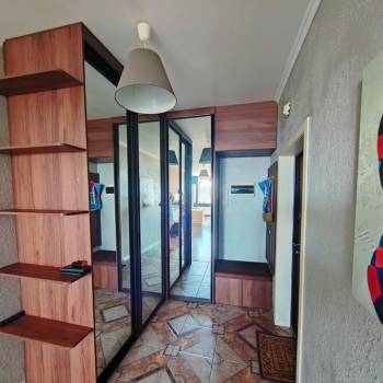 Сдается 2-х комнатная квартира, 75 м²
