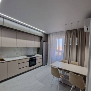 Сдается 2-х комнатная квартира, 66 м²