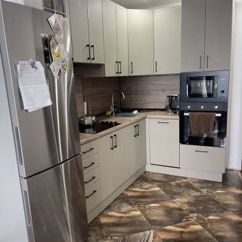 Продается 1-комнатная квартира, 53,3 м²