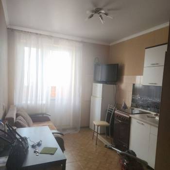 Продается 1-комнатная квартира, 39 м²