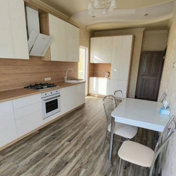 Продается 2-х комнатная квартира, 75,1 м²