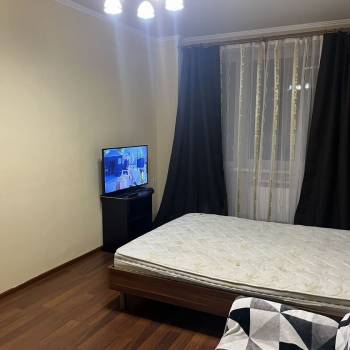 Сдается 1-комнатная квартира, 43 м²