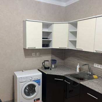 Сдается 1-комнатная квартира, 43 м²