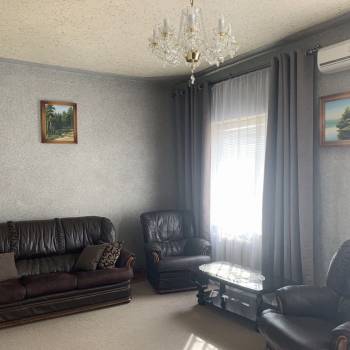 Продается Дом, 300 м²