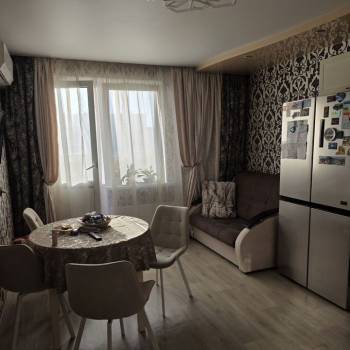 Продается 2-х комнатная квартира, 60 м²