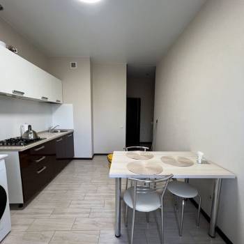 Продается 1-комнатная квартира, 40 м²