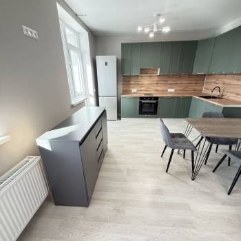Сдается 2-х комнатная квартира, 60 м²