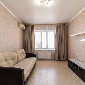 Продается 2-х комнатная квартира, 60 м²