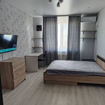Сдается 1-комнатная квартира, 38 м²