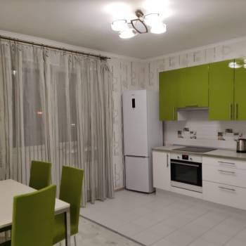 Сдается 2-х комнатная квартира, 70 м²
