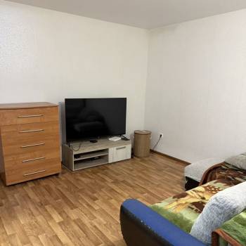 Сдается 1-комнатная квартира, 48 м²