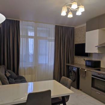 Сдается 2-х комнатная квартира, 70 м²