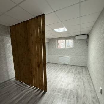Продается Нежилое помещение, 40 м²